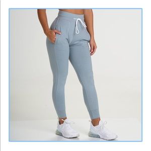 Silver mist joggers NVGTN